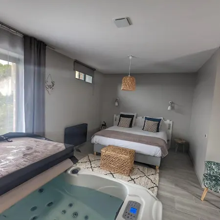 B&B Le Clos Des Lys - Avec Jacuzzi - Nemours Treuzy-Levelay
