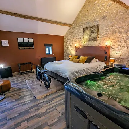 B&B Le Clos Des Lys - Avec Jacuzzi - Nemours 3*