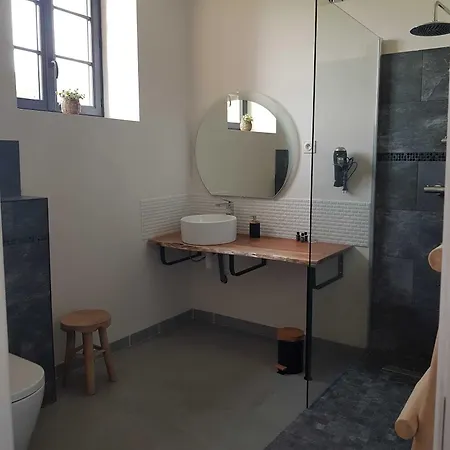 Le Clos Des Lys - Avec Jacuzzi - Nemours Couette-café